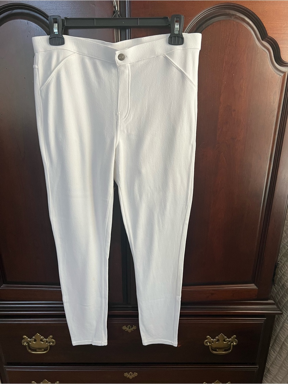 HUE White Pants